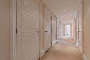 Photo 17- click for photo gallery